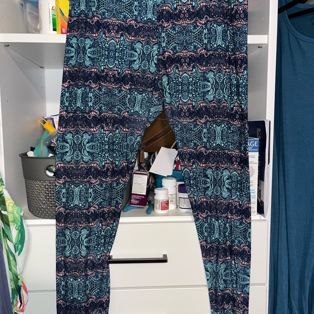 LuLaRoe Tall & Curvy Leggings with Dark Blue and Turquoise & Pink Pattern